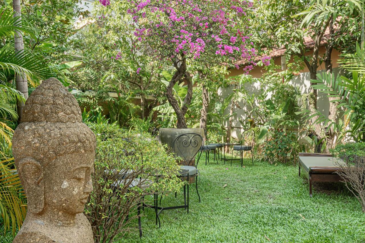 La Bastide De Caro Hotel Siem Reap Exterior photo